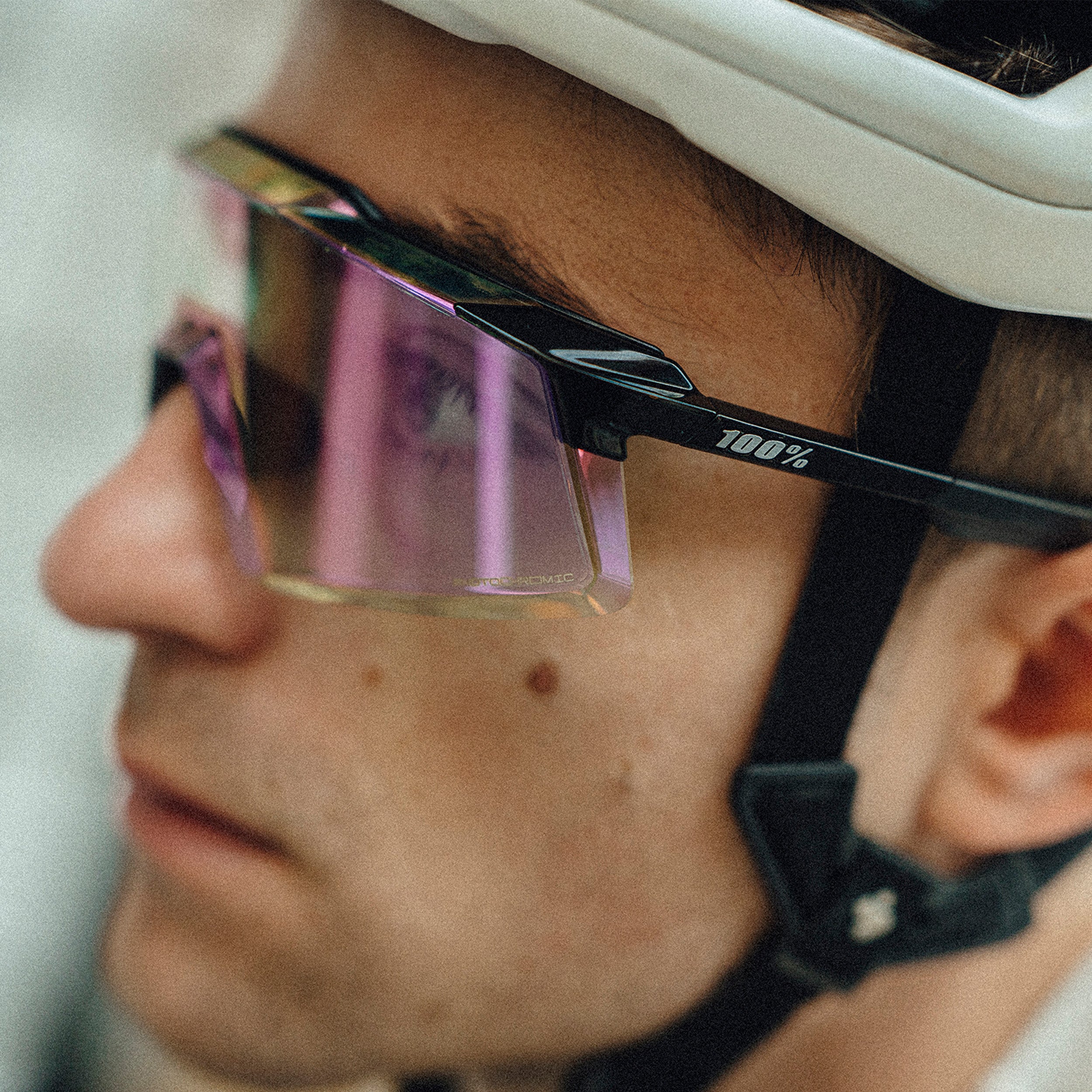 AEROCRAFT Gloss Black Purple Mirror Photochromic Lens