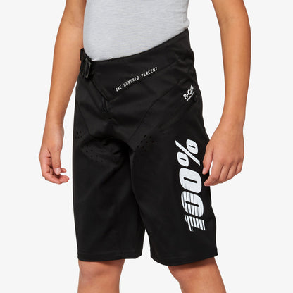 R-CORE YOUTH Shorts Black