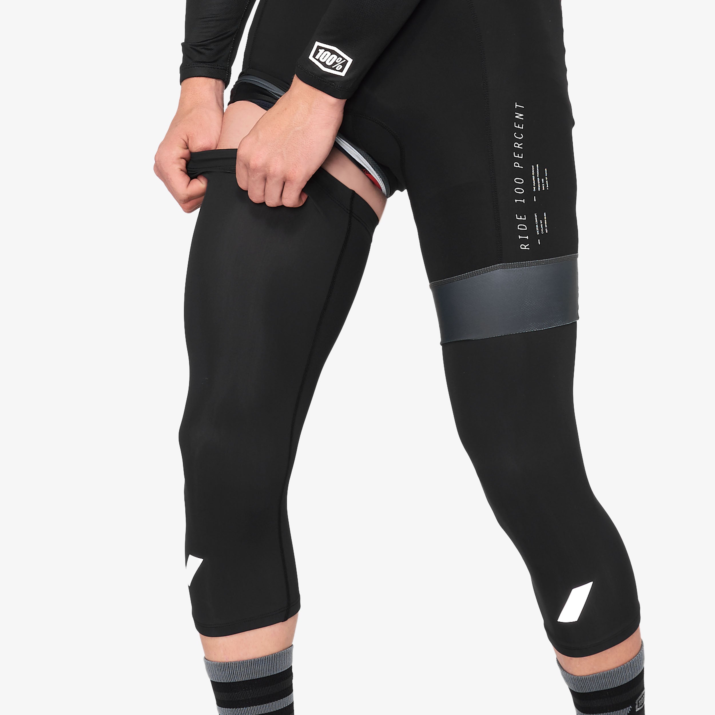 EXCEEDA Knee Sleeve Black