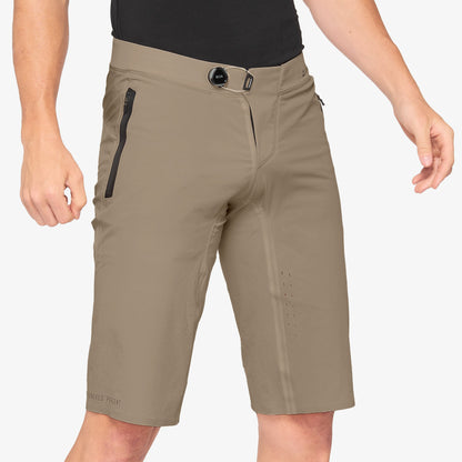 CELIUM Shorts Sand